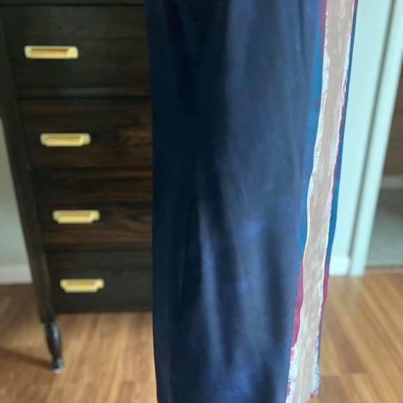 Lavia navy dress with pleated front and key hole eur size 44, us 8 - Picture 5 of 10